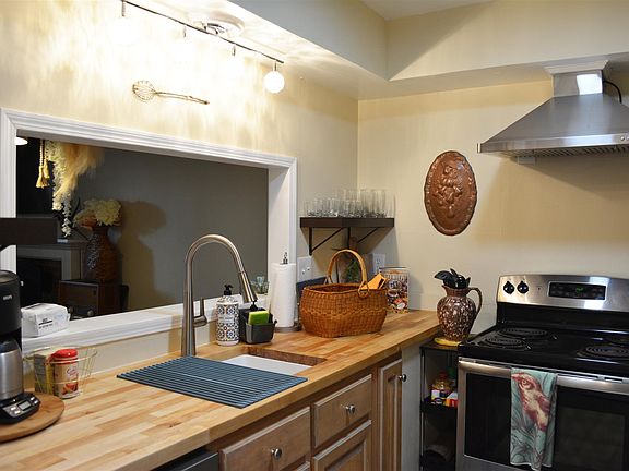 5th image of 3000 Belle Meade Dr APT D