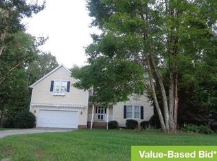 1509 Saint Andrews Dr, Mebane, NC 27302
