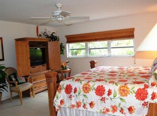 161 8th St, Key Colony Beach, FL 33051