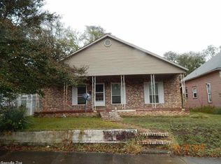 606 Rector St, Hot Springs, AR 71913
