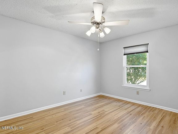 3rd image of 2633 HIDDEN VILLAGE Drive