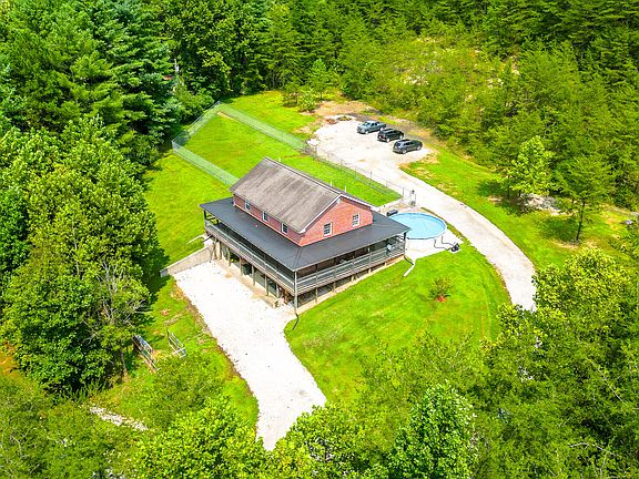 2nd image of 67 Pine Mountain Rd