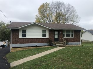 123 Mountainwood Dr, Hendersonville, TN 37075