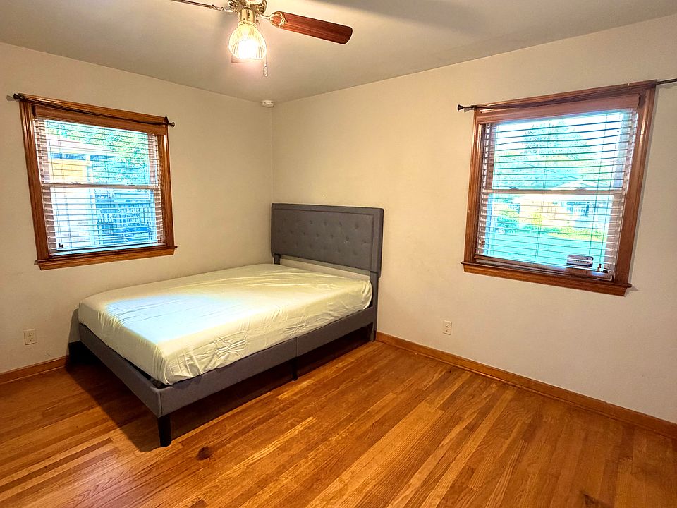 2nd image of 4812 S 2nd St #2