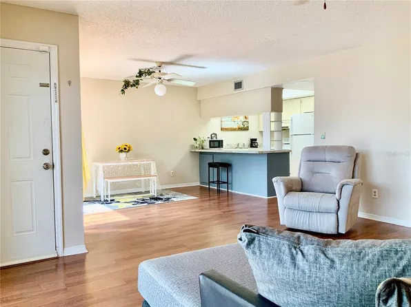 5554 Swift Rd #2, Sarasota, FL 34231