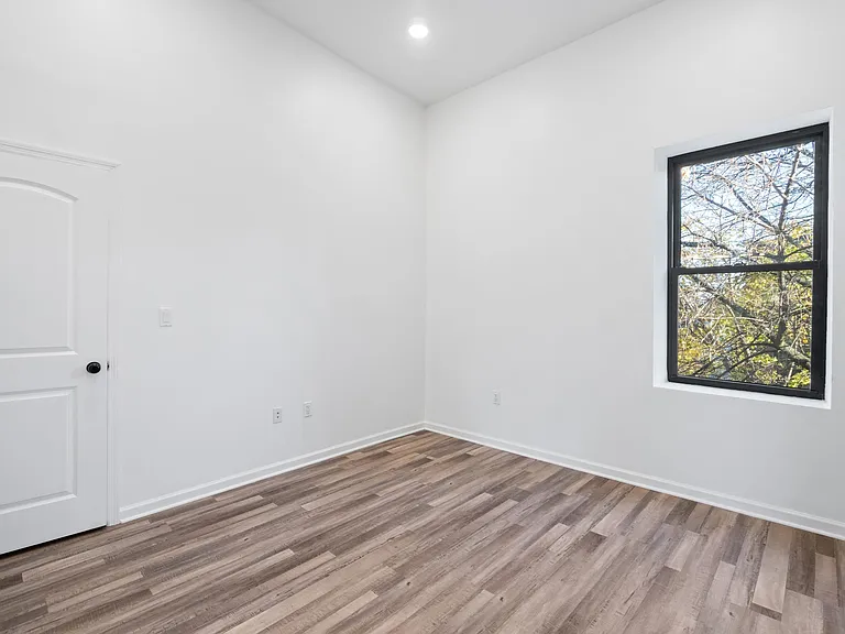 310 Pacific Ave #3 — Photo 13
