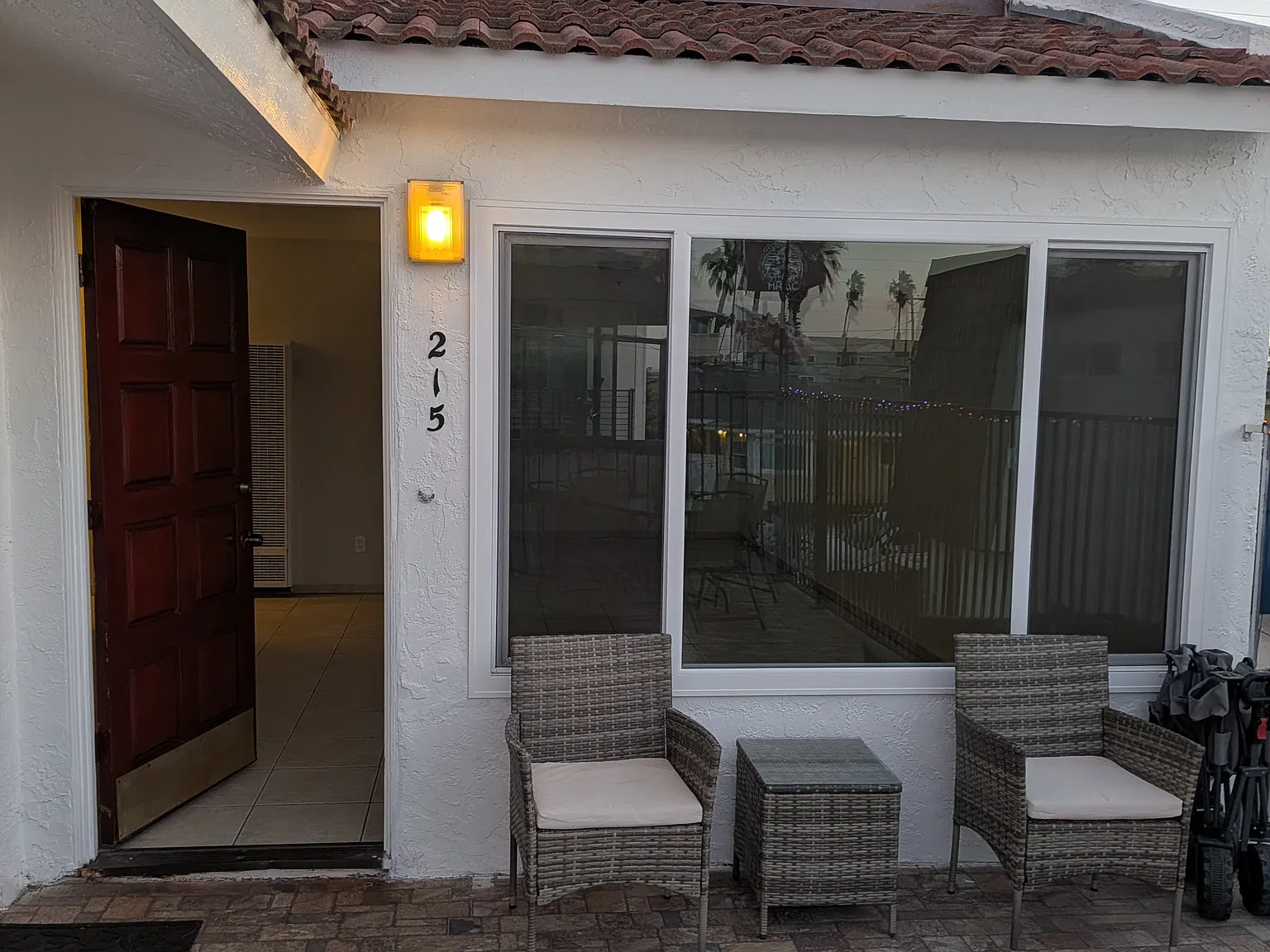 2 bed, 1.5 bath, 875 sqft, $2,600 — Photo 3