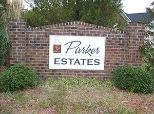 317 N Cox Rd, Loris, SC 29569