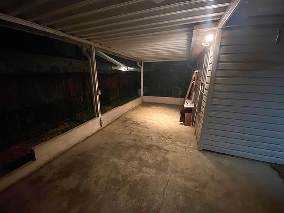 2nd image of 1427 Gardenia Ave