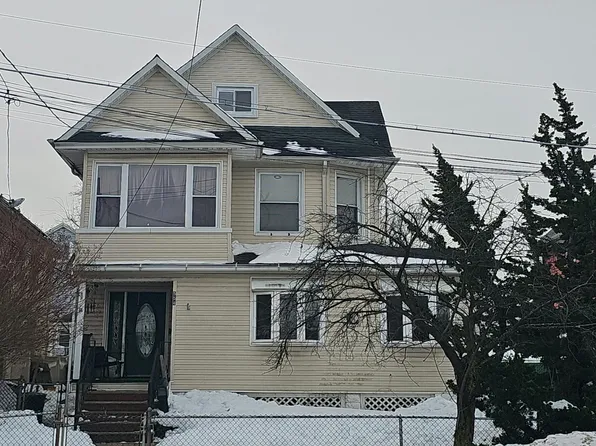 554 Henderson Ave, Staten Island, NY 10310