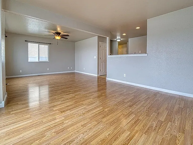 1902 Harvest Moon Dr — Photo 7