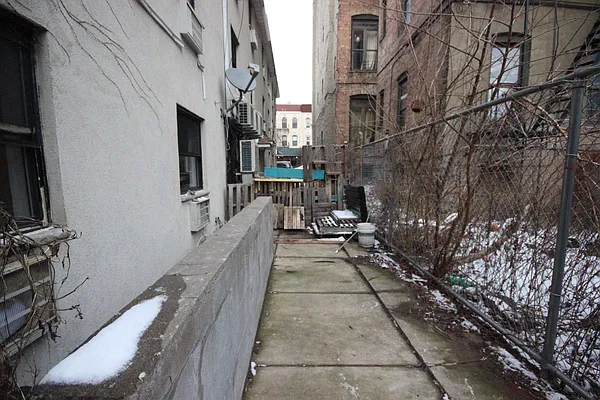 Rented by Nooklyn NYC LLC | media 27