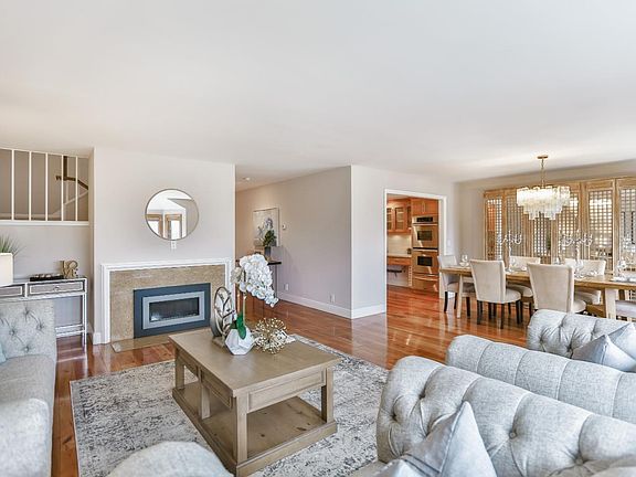 5th image of 14638 Fieldstone Dr