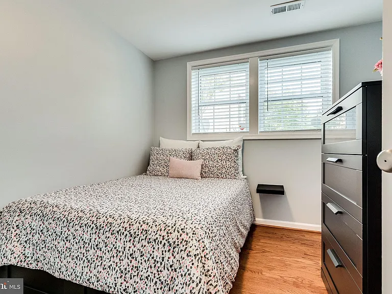 6241 Abbottsbury Row — Photo 42