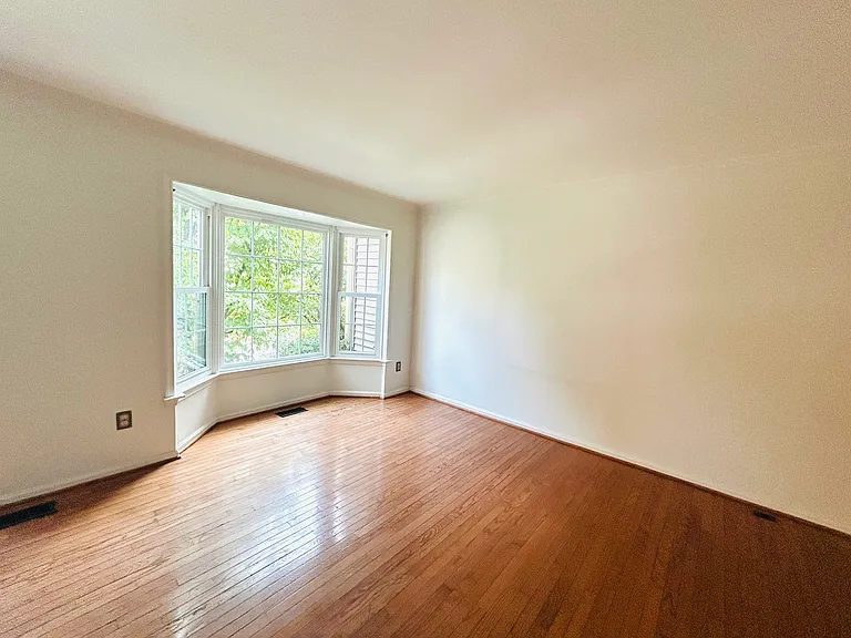 6072 Clay Spur Ct — Photo 7