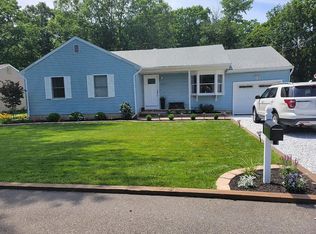 232 Oak Ln, Forked River, NJ 08731