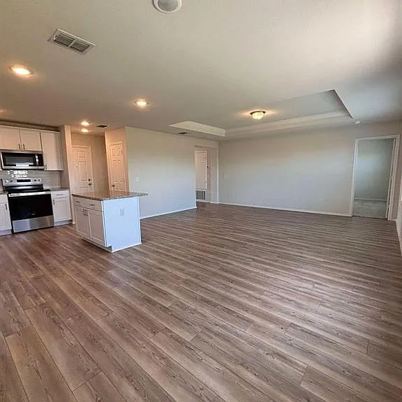4444 Sagecroft Rd — Photo 5
