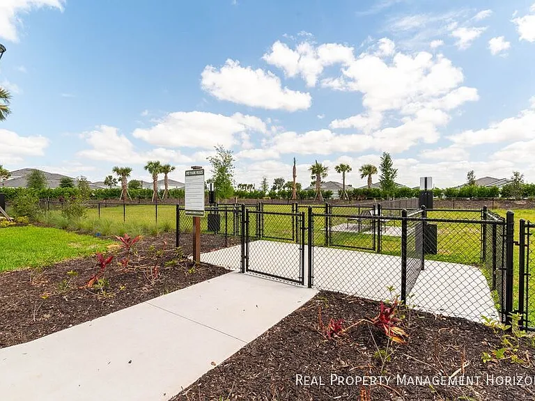 17769 Crescent Moon Loop — Photo 39