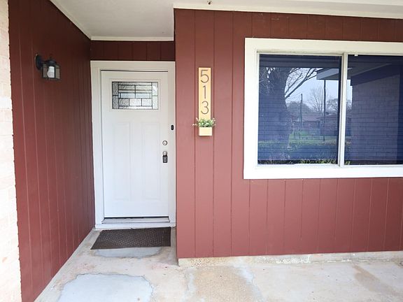 3rd image of 513 Sims Dr