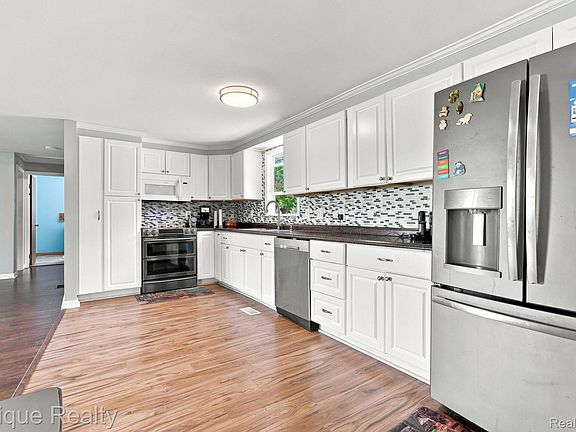 4th image of 7149 Jordan Rd