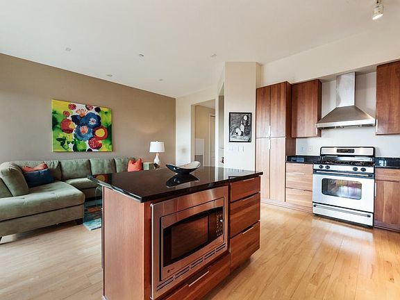 5th image of 500 E Grant St APT 2706