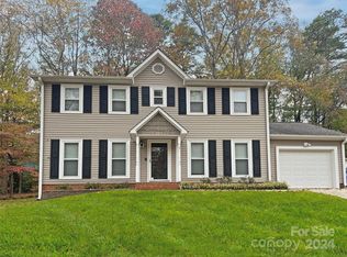 1419 Bellingham Dr, Mooresville, NC 28115