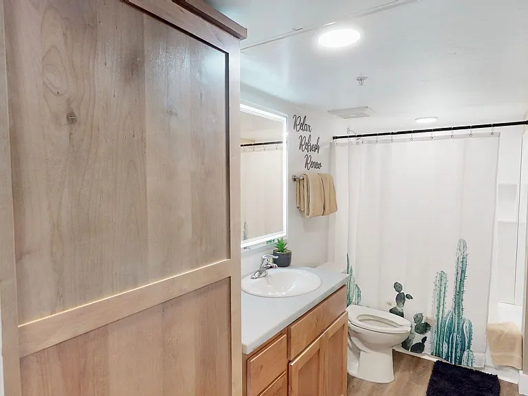 433 Kane Creek Blvd #B110 — Photo 17