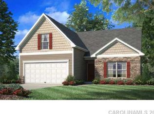 5826 Castlecove Rd, Charlotte, NC 28278