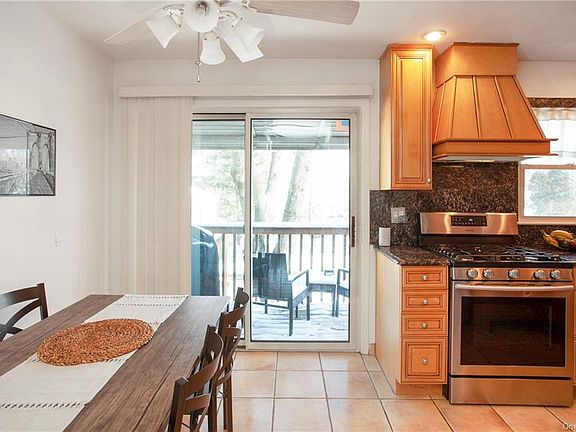 4th image of 10 Bon Aire Cir APT 107