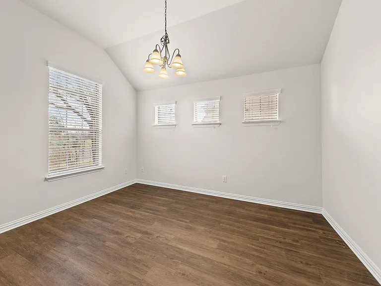 411 Tascate St — Photo 41
