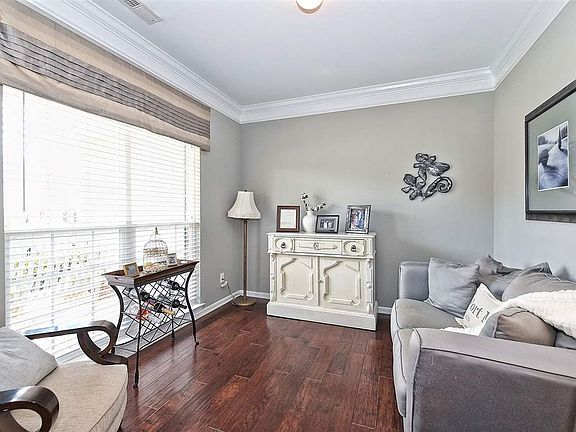 4th image of 10445 Tintinhull Dr