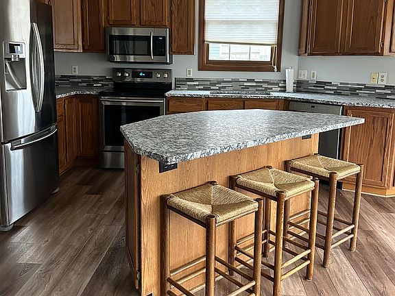5th image of 4089 Arlington Dr