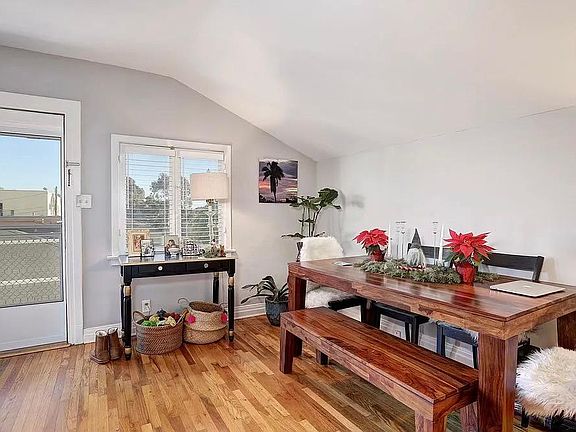 3rd image of 1923 12th St #C
