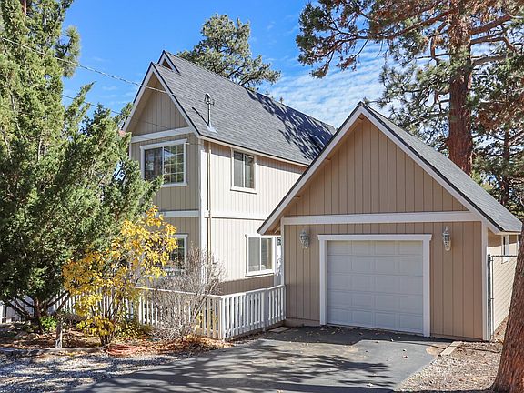 4th image of 713 Highland Ln