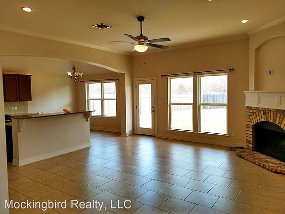 2nd image of 344 Avondale Ln