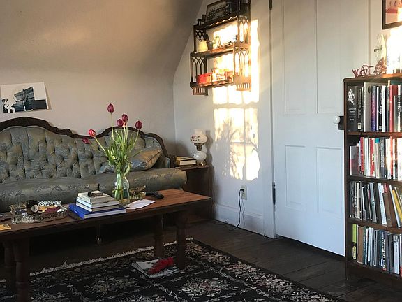 Older photo - the door is to the large living room closet