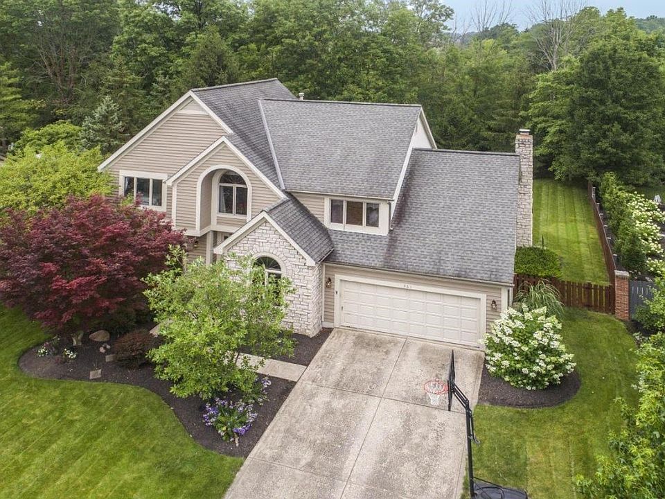 front exterior aerial