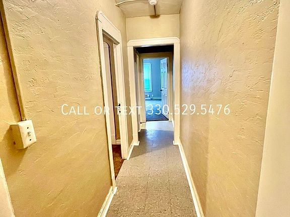 5th image of 15000 Euclid Ave #14