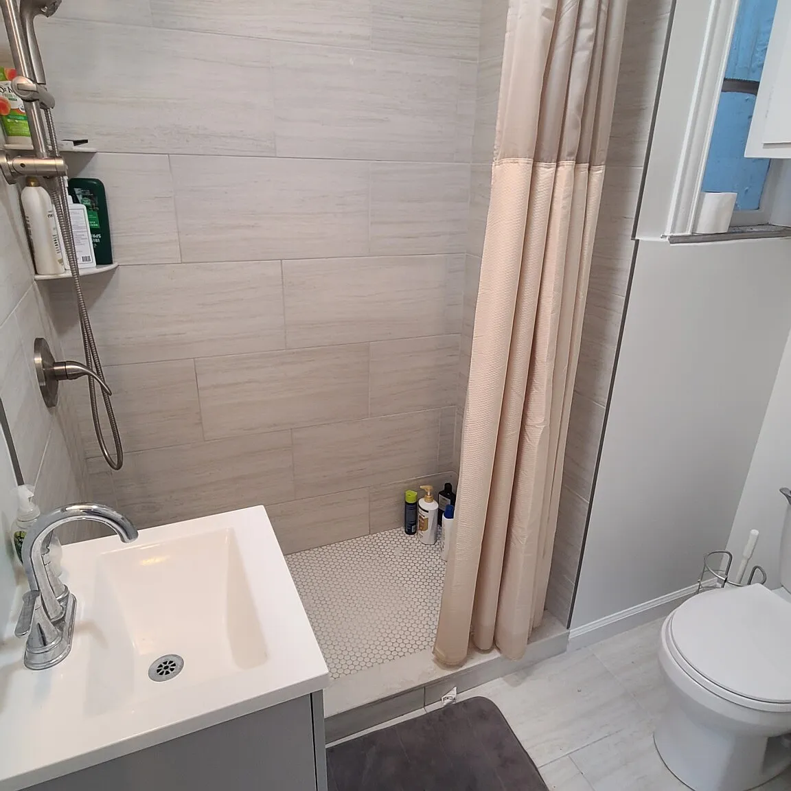 3 bed, 1.0 bath, 800 sqft, $3,950 — Photo 4