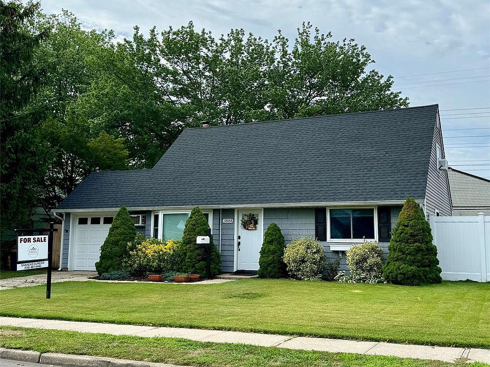 1st image of 3888 Avoca Avenue