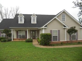 102 Robinson Way, Warner Robins, GA 31088