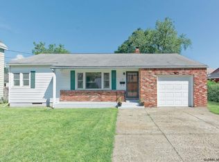 15 Morton St, Schenectady, NY 12306