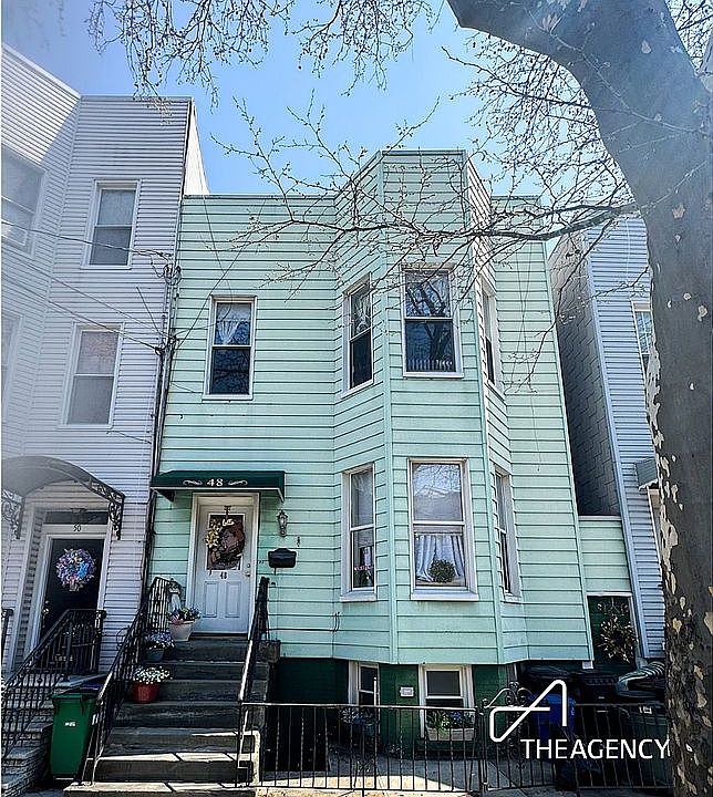1st image of 48 Hausman St