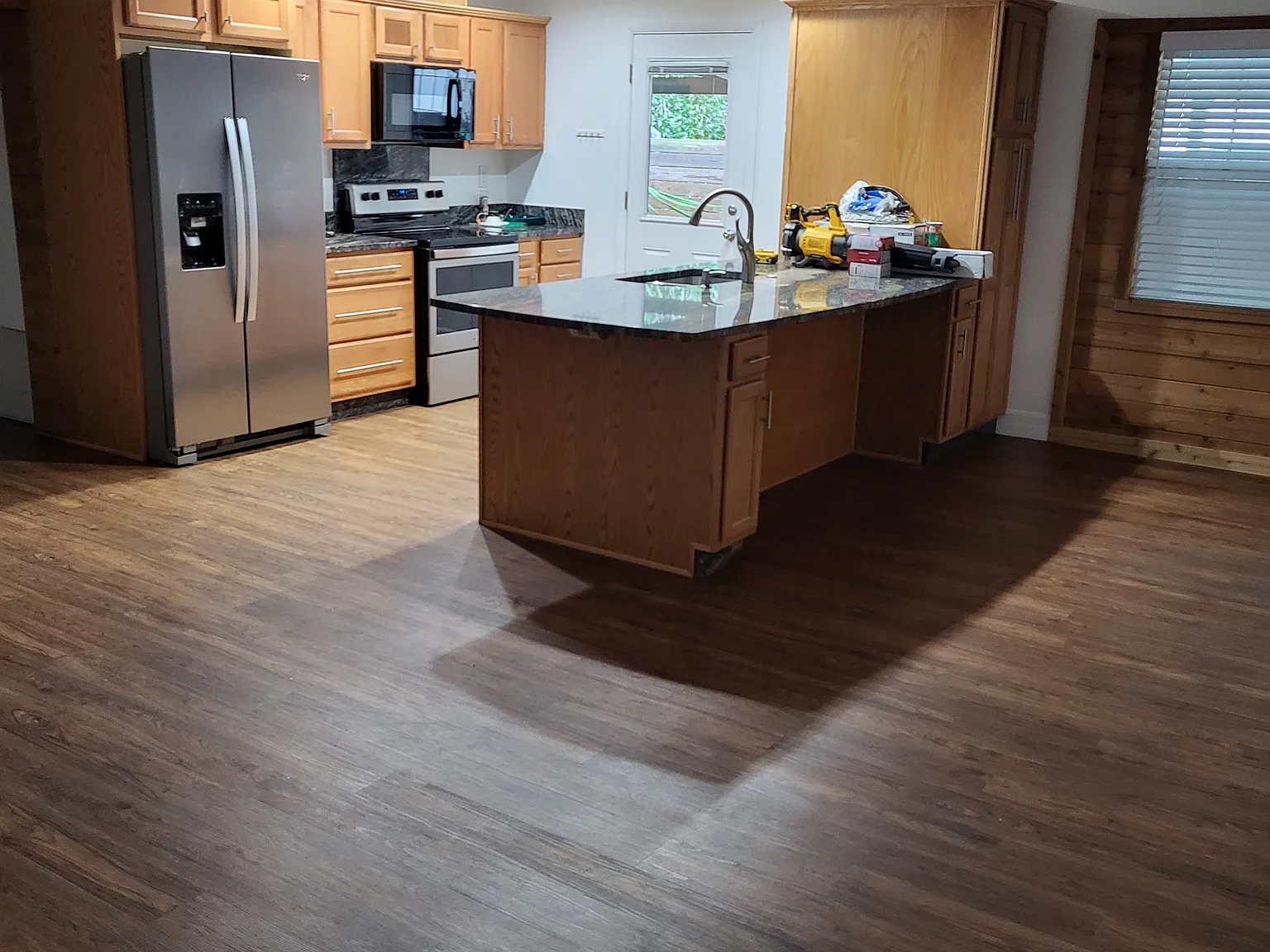 2 bed, 1032 sqft, $1,750 — Photo 2