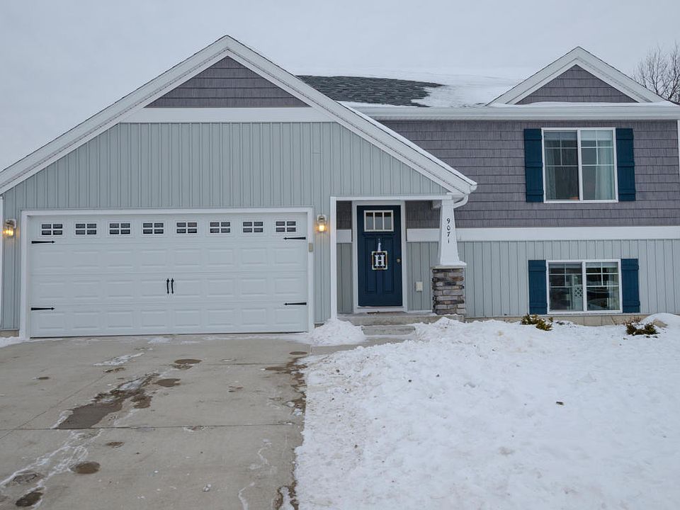 1st image of 9071 Nature Meadows Dr NE