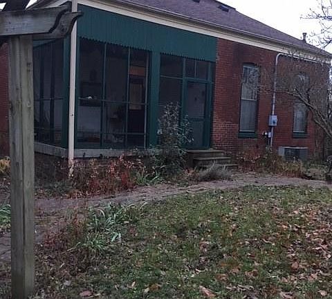 5th image of 820 Meigs Ave