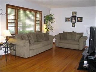 2nd image of 7822 Ella Ave