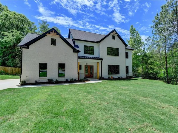 3599 Centerville Rosebud Rd, Snellville, GA 30039