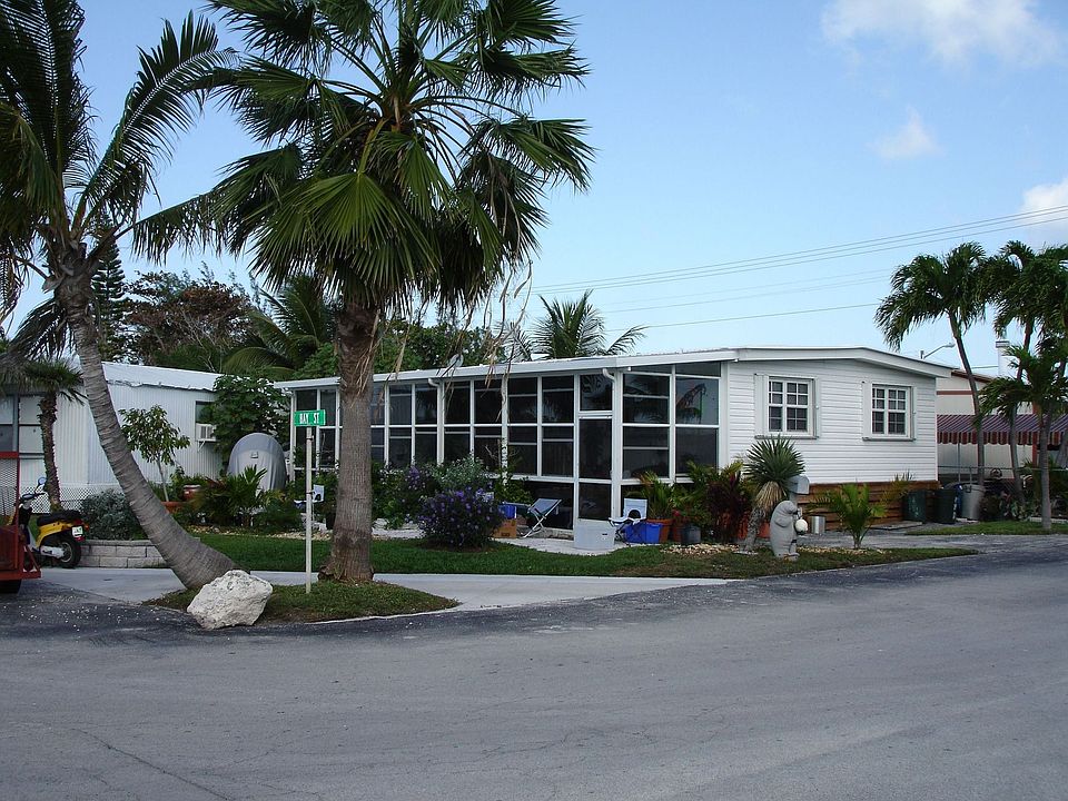 Waterfront Park Home