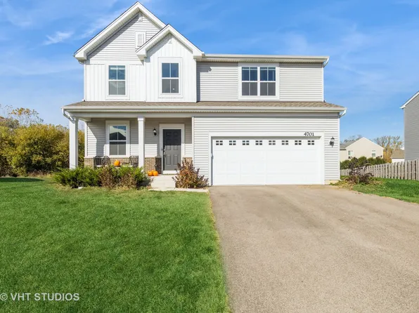 4701 Fox Trail Ct, Wonder Lake, IL 60097